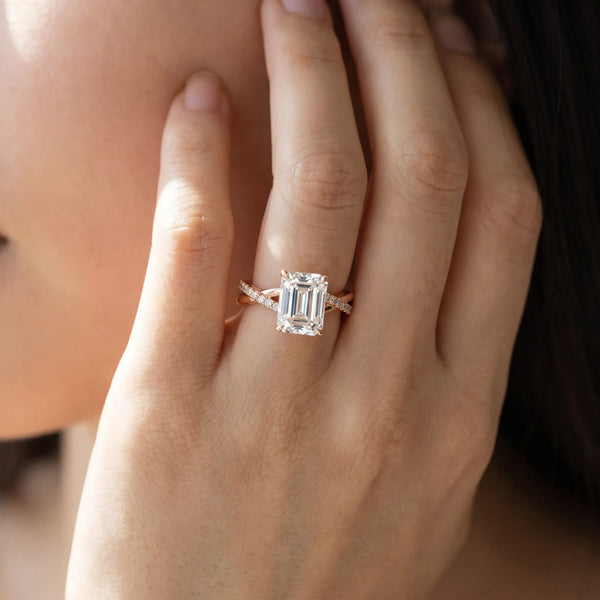 Rose gold Emerald Cut Diamond Twisted Band with Pavé Setting and Four-Prong Setting