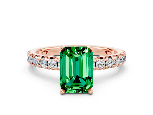 Rose gold Emerald Cut Emerald Pavé Solitaire Ring with Round Band and Prong Setting
