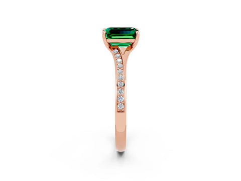 Rose gold Emerald Cut Emerald Solitaire Ring with Pavé Band and Prong Setting_2