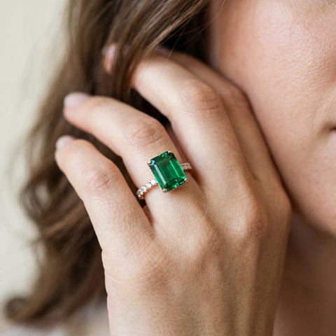 Rose gold Emerald Cut Emerald Solitaire Ring with Round  Pavé Band and Four-Prong Setting_44