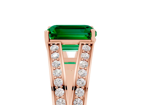 Rose gold Emerald Cut Emerald Split Shank Ring with Pavé Band and Four-Prong Setting_5