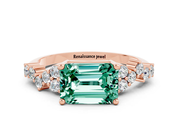 Rose gold Emerald Cut Green Sapphire Scattered Round Accent Ring with Prong Setting