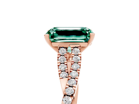 Rose gold Emerald Cut Green Sapphire Solitaire Engagement Ring with Twisted Pavé Band and Four-Prong Setting_5