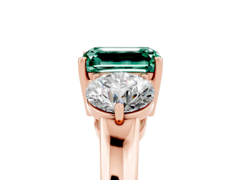 Rose gold Emerald Cut Green Sapphire Three-Stone Ring with Prong Setting and Classic Band_5