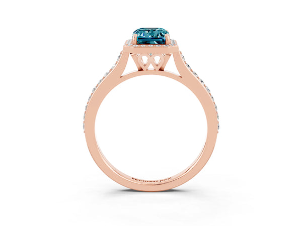 Rose gold Emerald Cut Halo Round Diamond Pavé Band with Four-Prong Setting