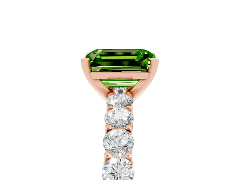 Rose gold Emerald Cut Peridot Solitaire Ring with Shared Prong Pavé Band and Four-Prong Setting_5