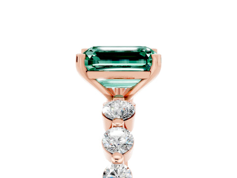 Rose gold Emerald Cut Solitaire Green Sapphire Ring with Pave Band and Four-Prong Setting_5