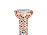 Rose gold Emerald Solitaire Chevron Pave Diamond Engagement Ring with Six-Prong Setting_8