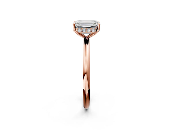 Rose gold Emerald Solitaire Diamond Ring with a Classic Band and Four-Prong Setting