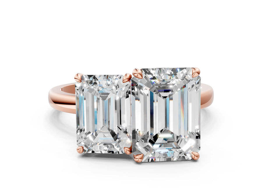 Rose gold Emerald and Emerald Cut Toi Moi Ring with Prong Setting