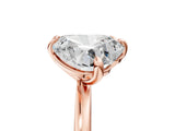 Rose gold Emerald and Heart Toi Moi Ring with Prong Setting and Plain Band 5