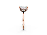 Rose gold Emerald and Princess Toi Moi Ring with Prong Setting and Plain Band 2