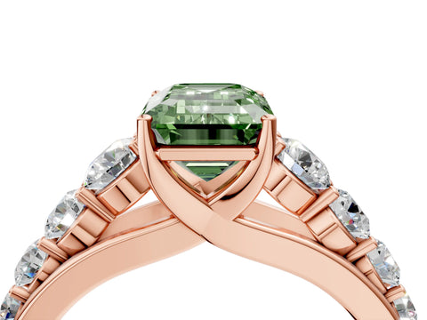 Rose gold Fancy Green Emerald Cut Brilliant Diamond Pavé Band with Six-Prong Setting_4