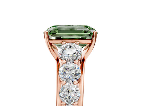 Rose gold Fancy Green Emerald Cut Brilliant Diamond Pavé Band with Six-Prong Setting_5
