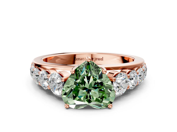 Rose gold Fancy Green Heart Cut Brilliant Diamond Pavé Band with Six-Prong Setting