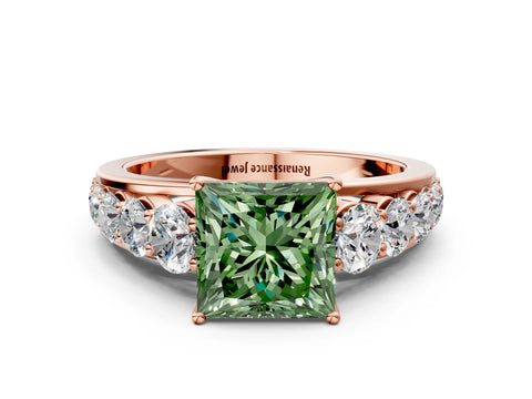Rose gold Fancy Green Princess Cut Brilliant Diamond Pavé Band with Six-Prong Setting