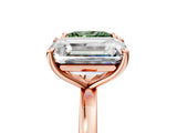 Rose gold Fancy Green Princess  and Emerald Cut Toi Moi Ring with Prong Setting_34