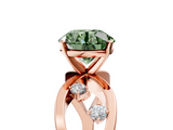 Rose gold Fancy Green Round  Cut Solitaire Diamond with Side Stones on Criss-Cross Band and Four-Prong Setting_8