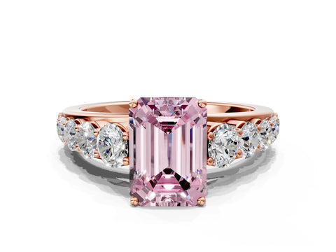 Rose gold Fancy Pink Emerald Cut Brilliant Diamond Pavé Band with Six-Prong Setting