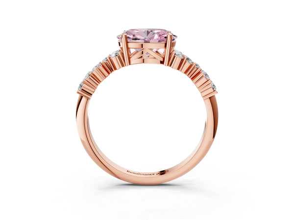 Rose gold Fancy Pink Oval Cut Diamond Cluster Pavé Band with Four-Prong Setting