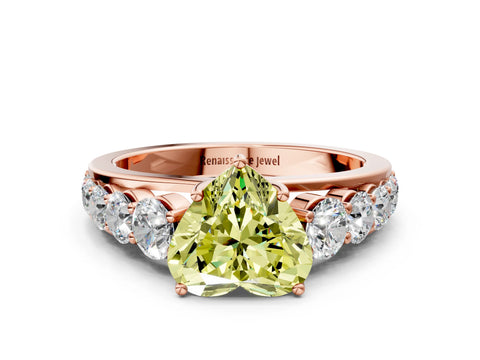 Rose gold Fancy Yellow Heart Cut Brilliant Diamond Pavé Band with Six-Prong Setting
