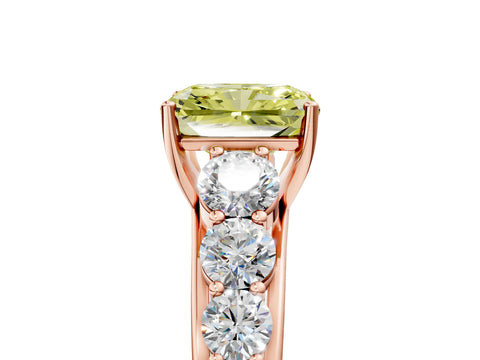 Rose gold Fancy Yellow Radiant Cut Brilliant Diamond Pavé Band with Six-Prong Setting_5