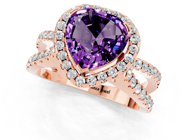 Rose gold Heart Cut Amethyst Halo Ring with Split Shank Pavé Band and Prong Setting