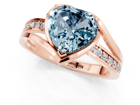 Rose gold Heart Cut Aquamarine Solitaire Ring with Split Shank and Prong Setting_1