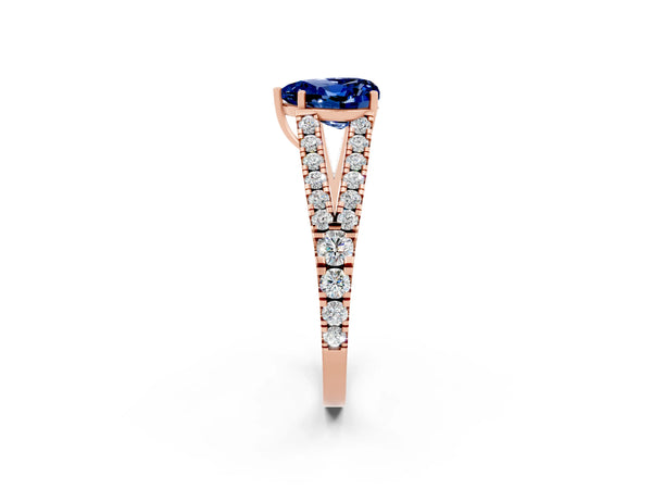 Rose gold Heart Cut Blue Sapphire Split Shank Pavé Engagement Ring with Four-Prong Setting