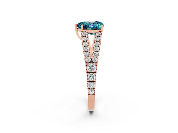 Rose gold Heart Cut Blue Topaz Split Shank Pavé Engagement Ring with Four-Prong Setting