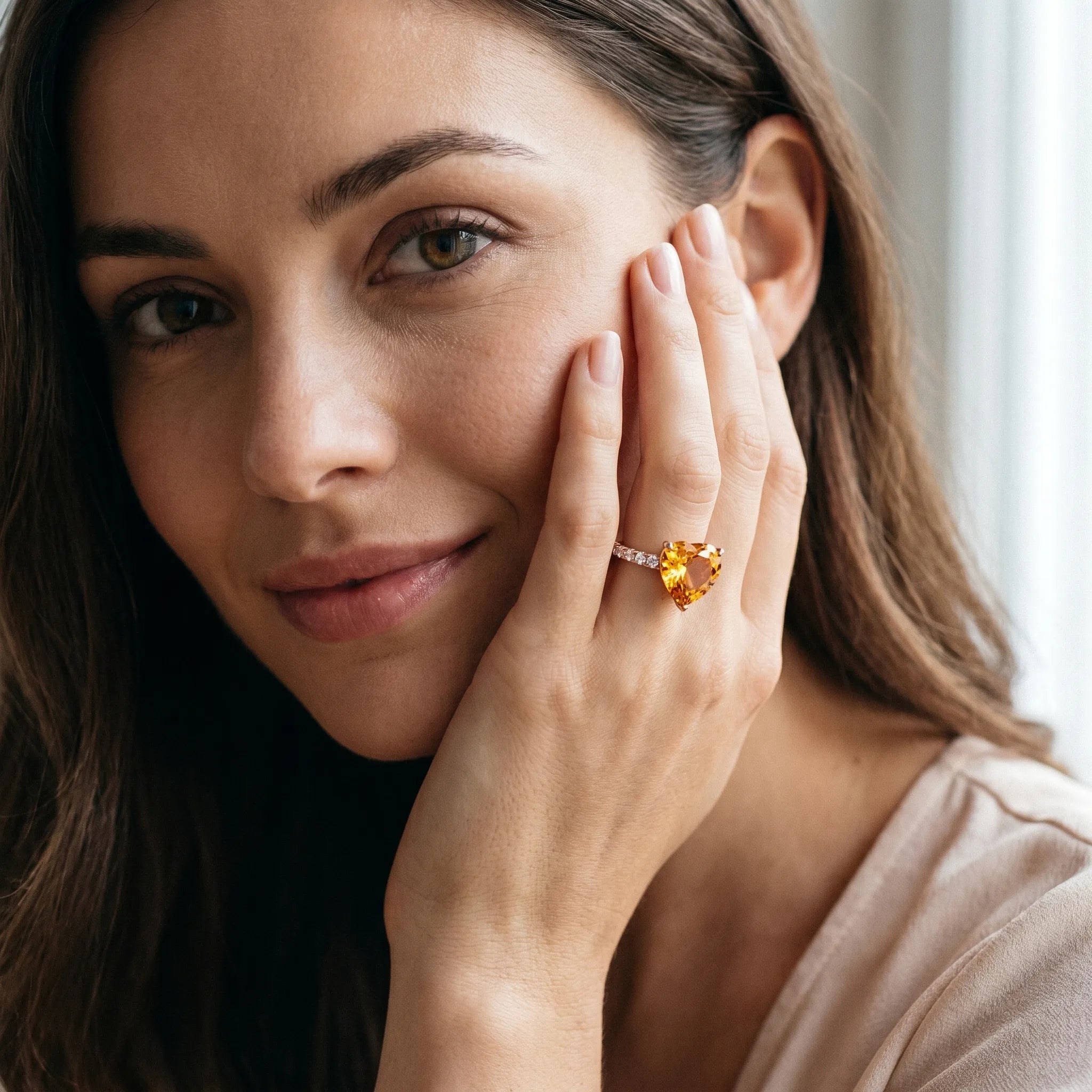 Rose gold Heart Cut Citrine Solitaire Ring with Round  Pavé Band and Four-Prong Setting_43