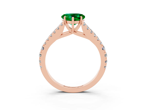 Rose gold Heart Cut Emerald Split Shank Engagement Ring with Round Pavé and Prong Setting