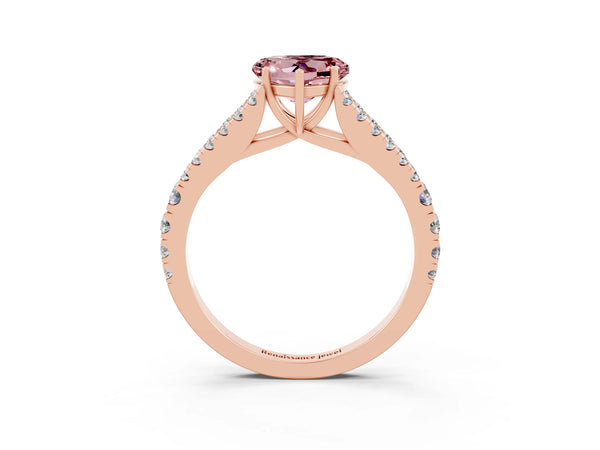 Rose gold Heart Cut Cut Split Shank Pave Diamond Engagement Ring with Four-Prong Setting