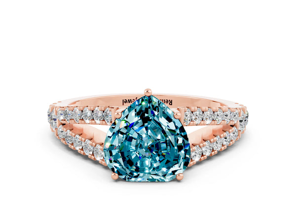 Rose gold Heart Cut Cut Split Shank Pave Diamond Engagement Ring with Four-Prong Setting