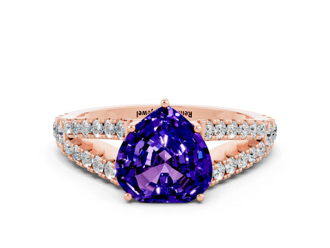 Rose gold Heart Cut Cut Split Shank Pave Diamond Engagement Ring with Four-Prong Setting