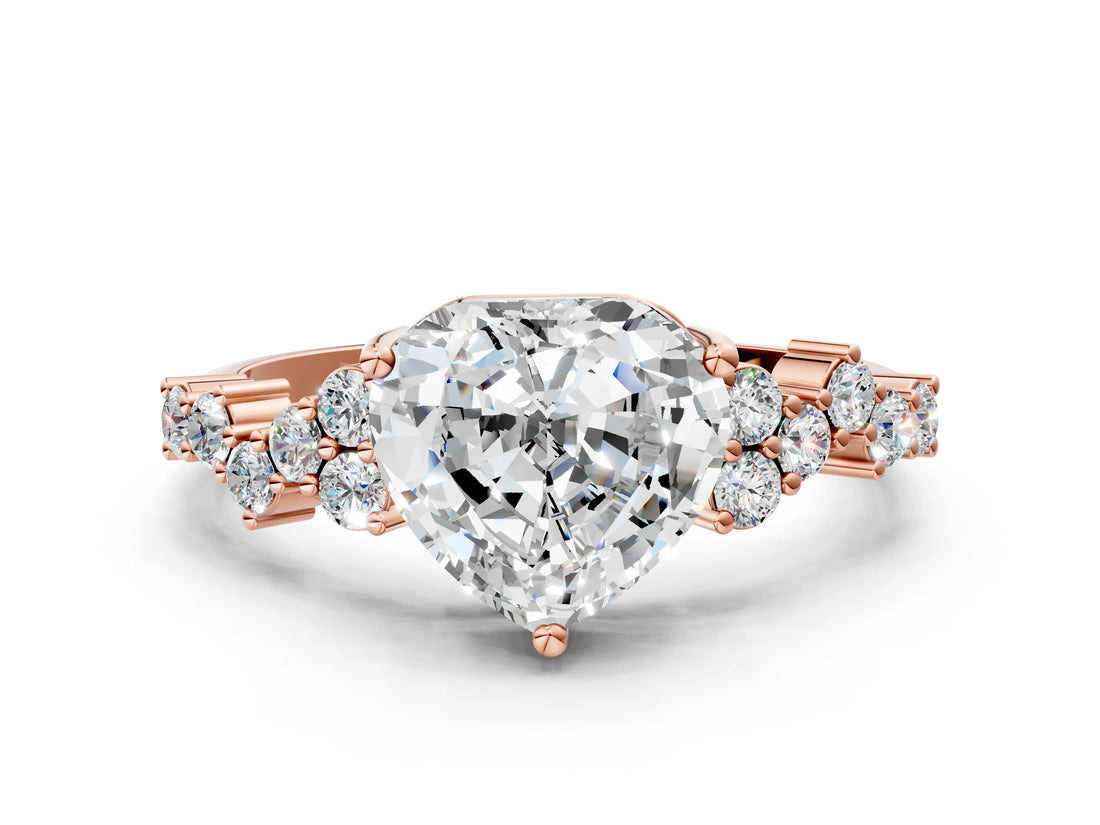 Rose gold Heart Cut Diamond Cluster Pavé Band with Four-Prong Setting_12