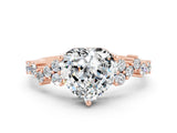Rose gold Heart Cut Diamond Cluster Pavé Band with Four-Prong Setting_18