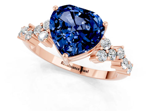 Rose gold Heart Cut Diamond Cluster Pavé Band with Four-Prong Setting_1