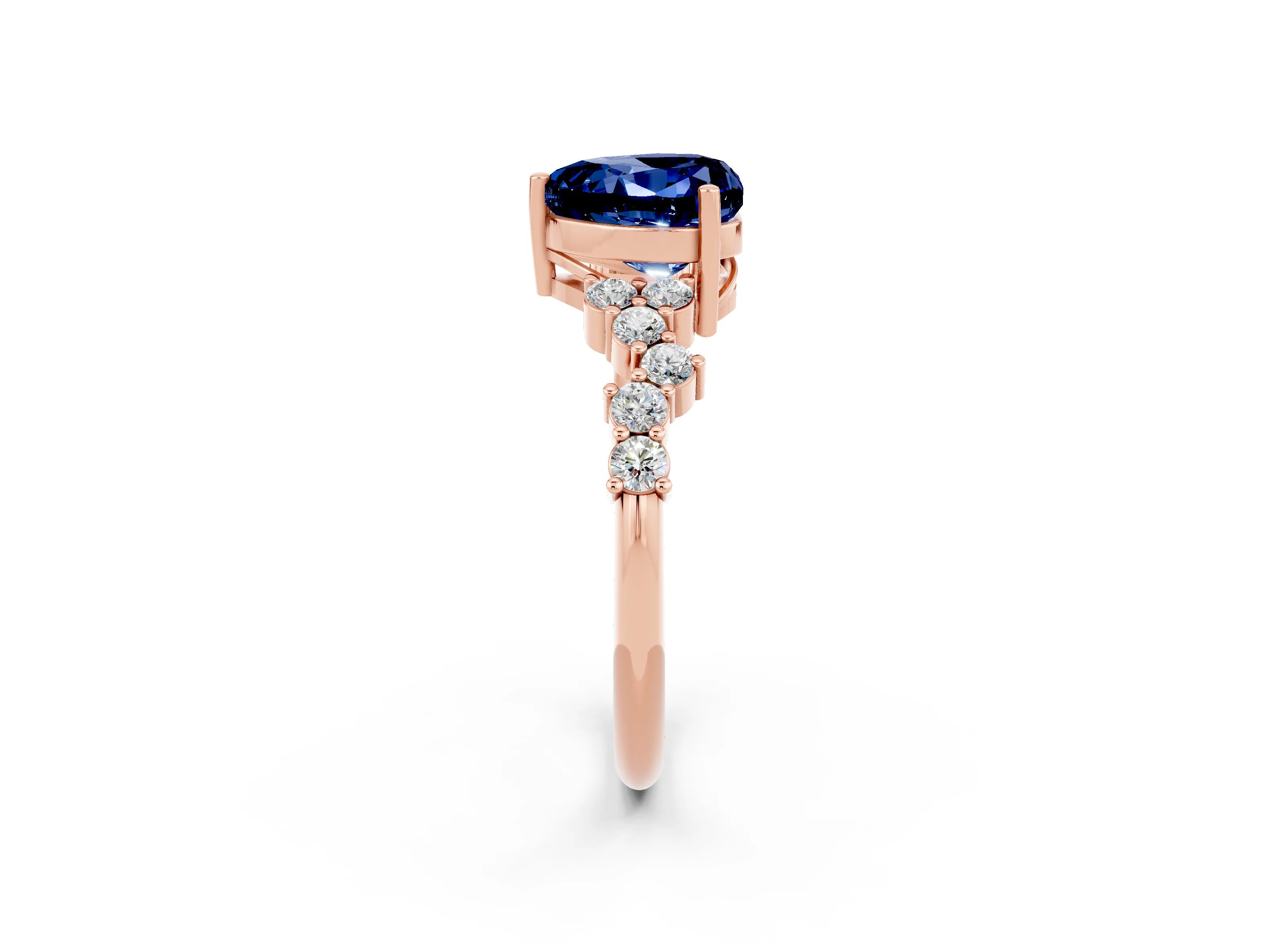 Rose gold Heart Cut Diamond Cluster Pavé Band with Four-Prong Setting_2