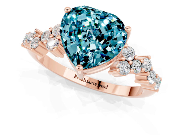 Rose gold Heart Cut Diamond Cluster Pavé Band with Four-Prong Setting