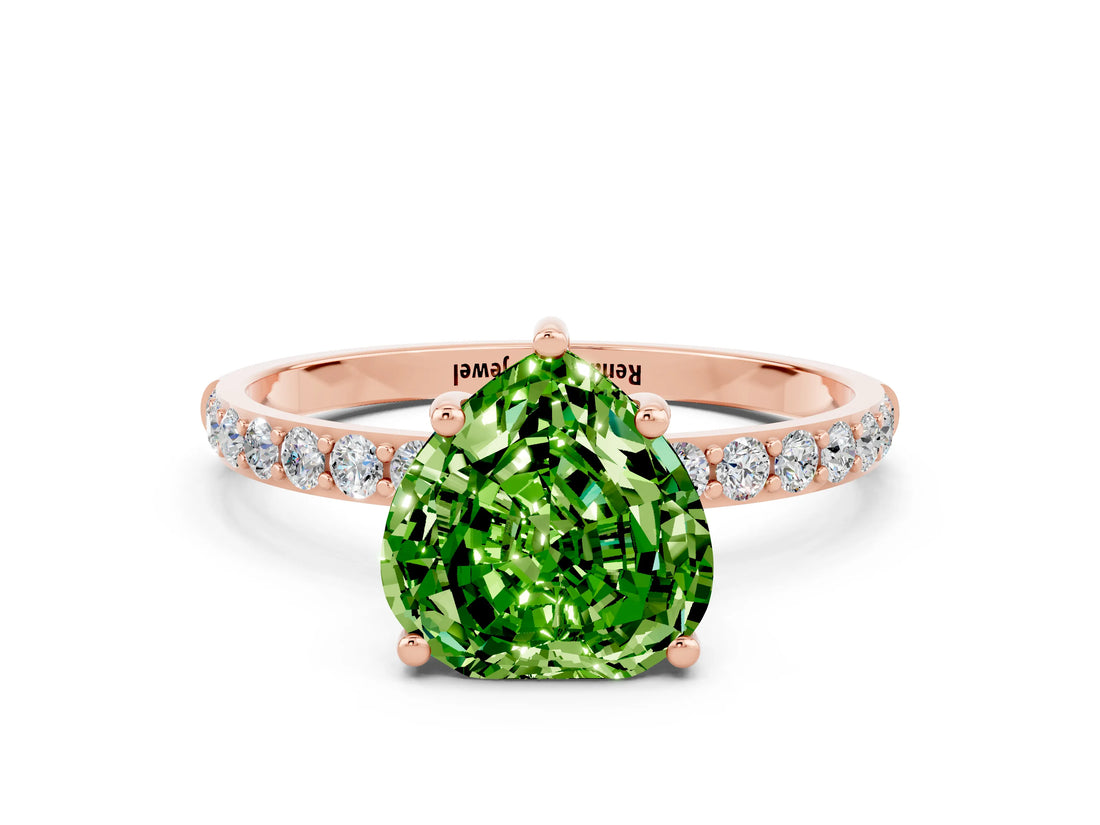 Rose gold Heart Cut Diamond Pavé Band with Six-Prong Setting