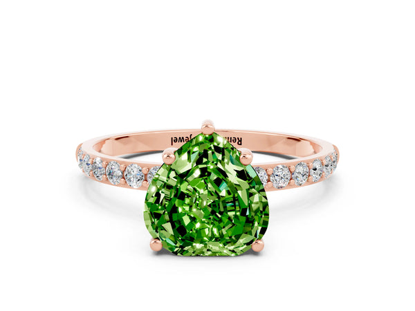 Rose gold Heart Cut Diamond Pavé Band with Six-Prong Setting