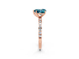 Rose gold Heart Cut Diamond Pavé Band with Six-Prong Setting_2