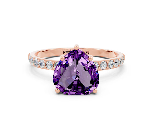 Rose gold Heart Cut Amethyst Solitaire Ring with Round Pavé Shoulders and Prong Setting