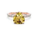 Rose gold Heart Cut Diamond Pavé Band with Six-Prong Setting