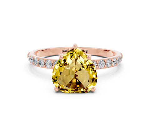 Rose gold Heart Cut Diamond Pavé Band with Six-Prong Setting