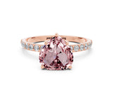 Rose gold Heart Cut Diamond Pavé Band with Six-Prong Setting