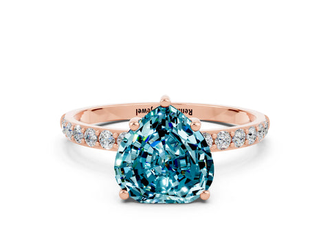 Rose gold Heart Cut Diamond Pavé Band with Six-Prong Setting