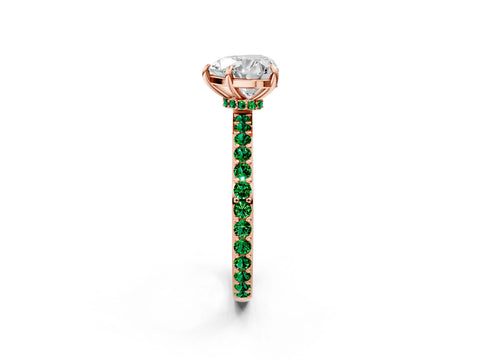 Rose gold Heart Cut Diamond Pavé Engagement Ring with Round with Emerald side stone Accents and Prong Setting_2