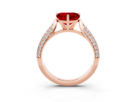 Rose gold Heart Cut Diamond Solitaire Engagement Ring with Pavé Band and Four-Prong Setting_3